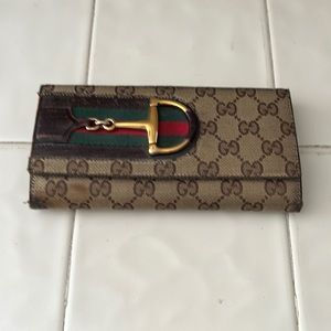 Gucci wallet